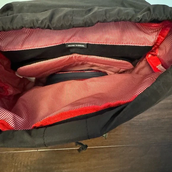 Herschel Supply Company Black and Gray Backpack - Picture 5 of 8